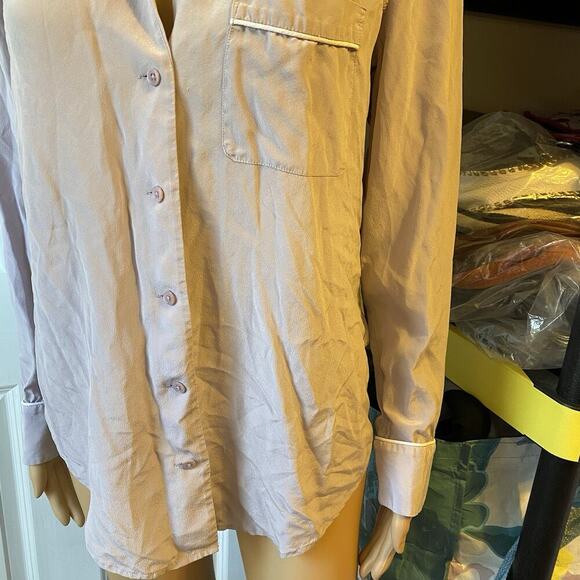 EQUIPMENT FEMME Sz S/P Silk Button Up Shirt Long Sleeve Light Purple Luxury Top - Picture 5 of 8
